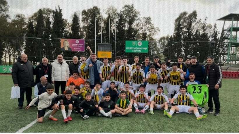Arslanbey GB U18, Yalovada plaka yazdı..4-1