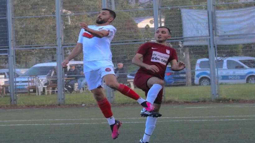 Burak Ertuğ, gol krallığında zirvede