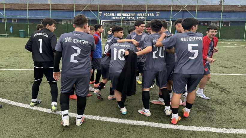 Derbentspor U15 Namağlup Şampiyon