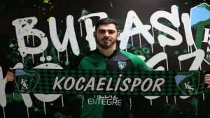 KOCAELİSPOR, AZERİ GOLCÜYE İMZAYI ATTIRDI